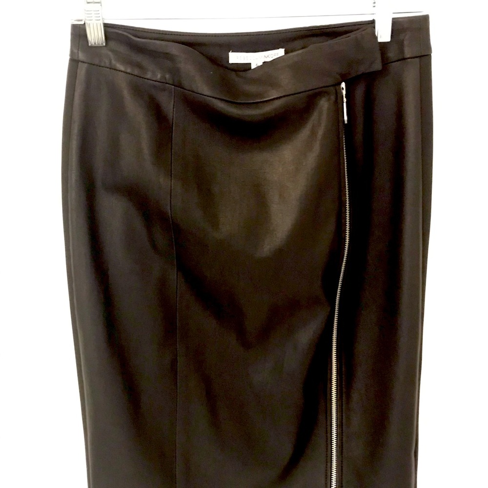 Classic with a twist, NWOT Rebecca Minkoff skirt